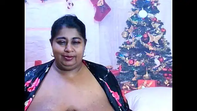 indianhoney694u webcam
