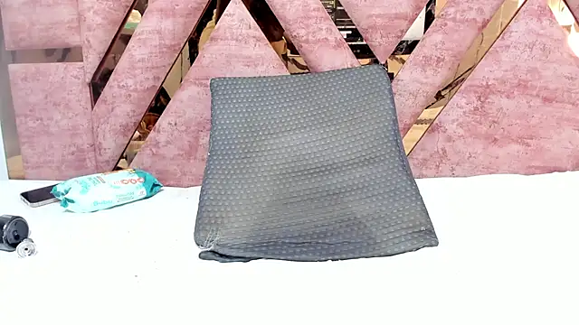 mia_alvares (F teen) - oil tits + saliva