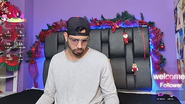 ashtoncooperr (M young) - Help me open my gift from Santa claus🎁