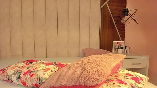 Mariana-Torres webcam