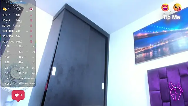 Alicia_Whitee webcam