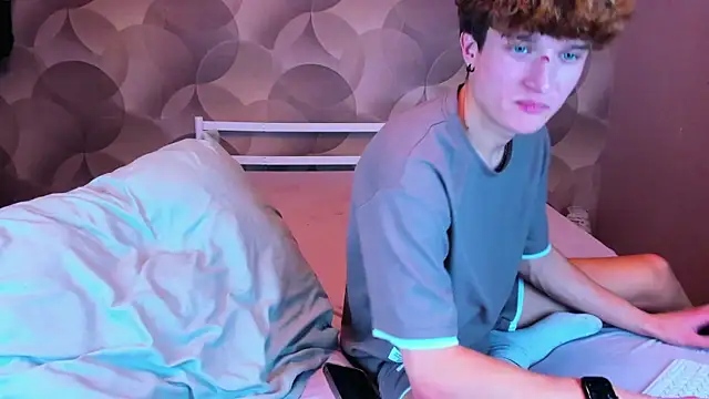 ian_flor - Ian_Flor's free webcam