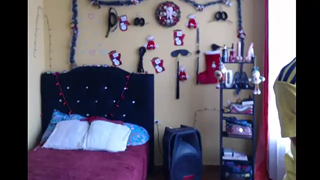 Violet_And_Smith webcam