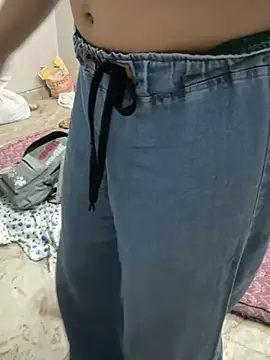 miss_moonikaa webcam