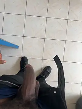 Black-mamba-madingo webcam