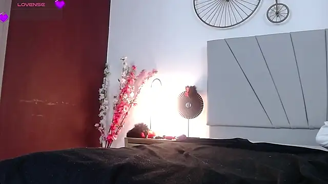 lolagolden1 (F young) - dance sexy