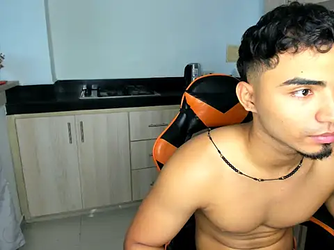 andrew_jonhes webcam