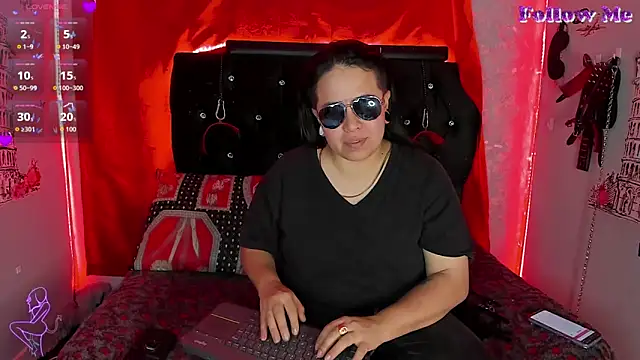 katieeandsharonn webcam