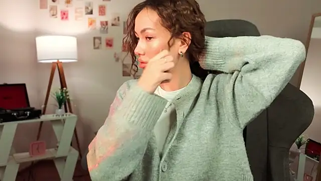 branchwithflowerss webcam