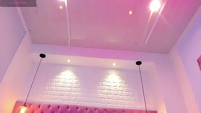 amber_sparkle webcam