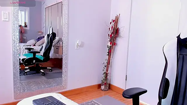 Jadeh_Williams02 webcam