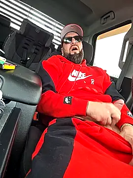 Beardedtattood webcam