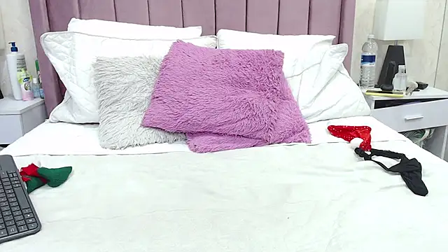 AriannaAdames webcam