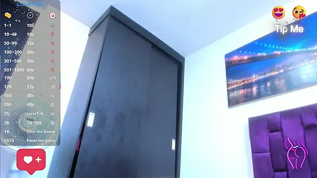 Alicia_Whitee webcam