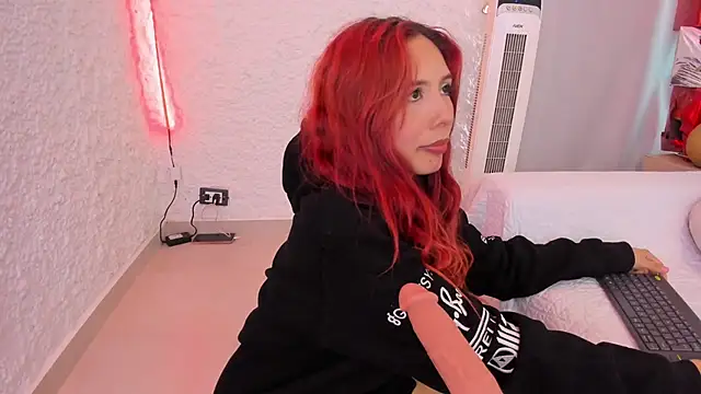 violet_belle_ webcam