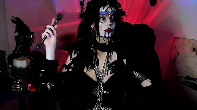 EmpressMorrigan webcam