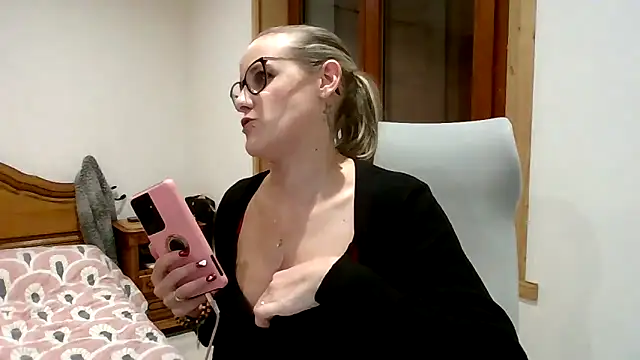 Madame_Callie webcam