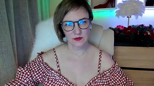 feliziaDesire webcam