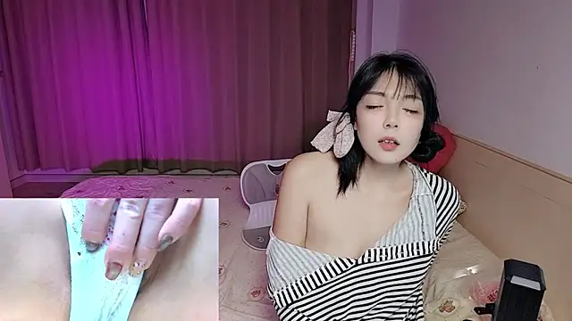 Song_99 webcam