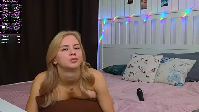 FelishaLaskin webcam