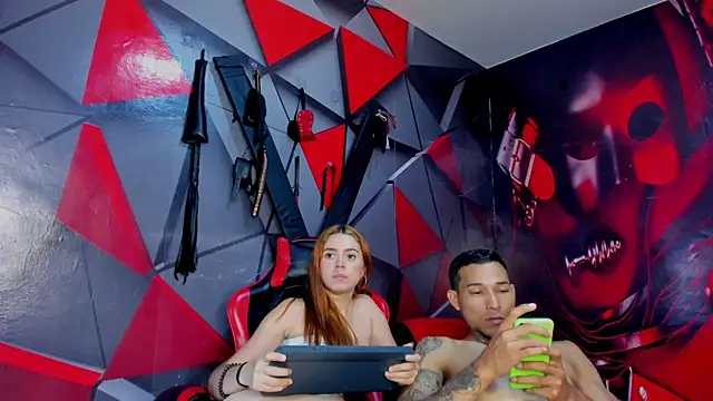 Hana_and_Zeta webcam