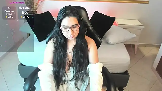 alice_coopperx webcam