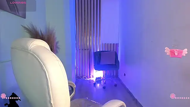 PauliinaBelle_ webcam