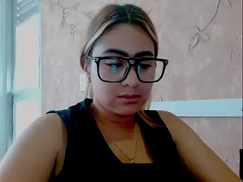 Miabonnett_ webcam