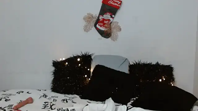 Lunasquirt1985 webcam