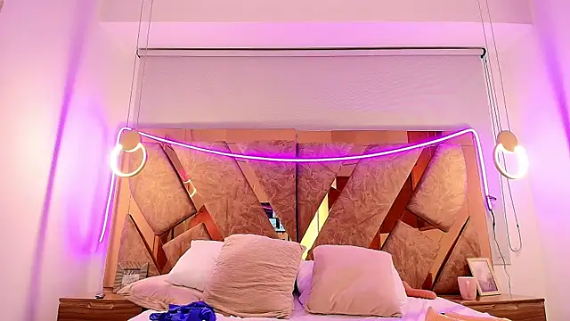 zarah_andrew__ webcam