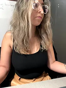 Isabella_Varella webcam