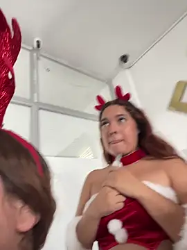 Emily_Jonness_ webcam