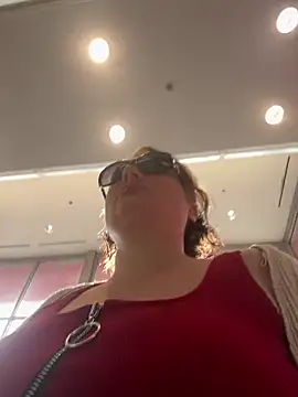 MilfyMrsRobinson webcam