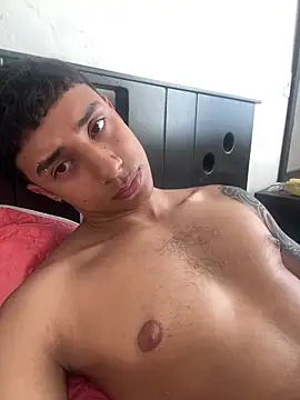 jaze_bradley (M young) - Naked