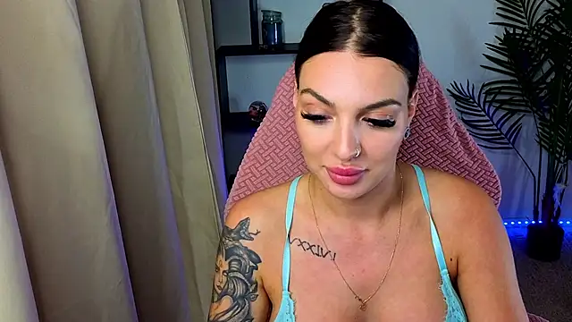 Raven_Ink webcam