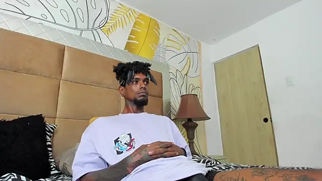 bigblackhotx1 webcam