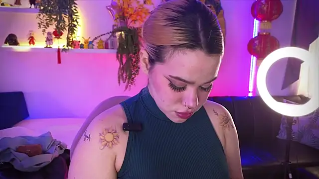 albaismynameX webcam