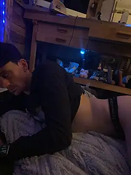 polaroid_white - Polaroid_White's free webcam