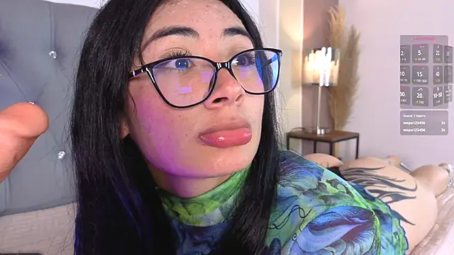 aprildreams19 webcam