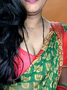 Webcam Model (Rachu_love)  is live.Free join now!