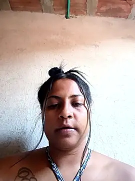 Giselabrunette25 webcam