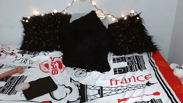 Lunasquirt1985 webcam