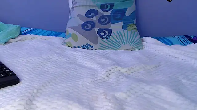 skinnykalitzo18 webcam