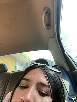 Webcam Model (Samantha_firee) is live