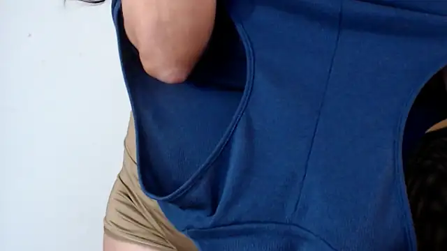 Lucyy_Naugthy webcam