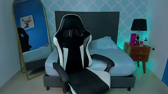 shanel_smithh webcam