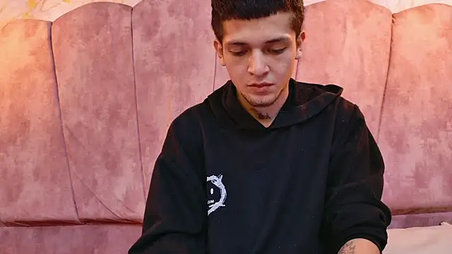 CharlotteandTaylorr webcam