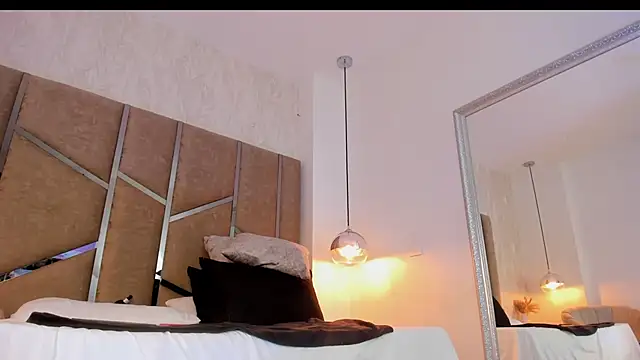 Martinaa_Jones_ webcam