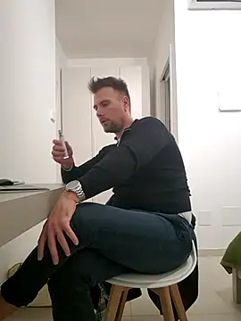 mrlyuis (M young) - Show in private live + FREE CUM VIDEO