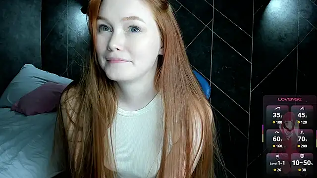Red_FoxGirl webcam